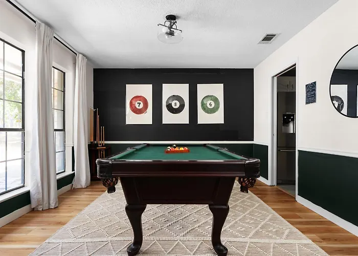 Charming 5br In